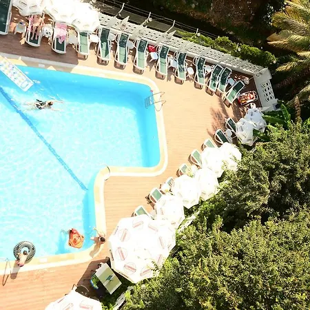 Otel Pinar 2*